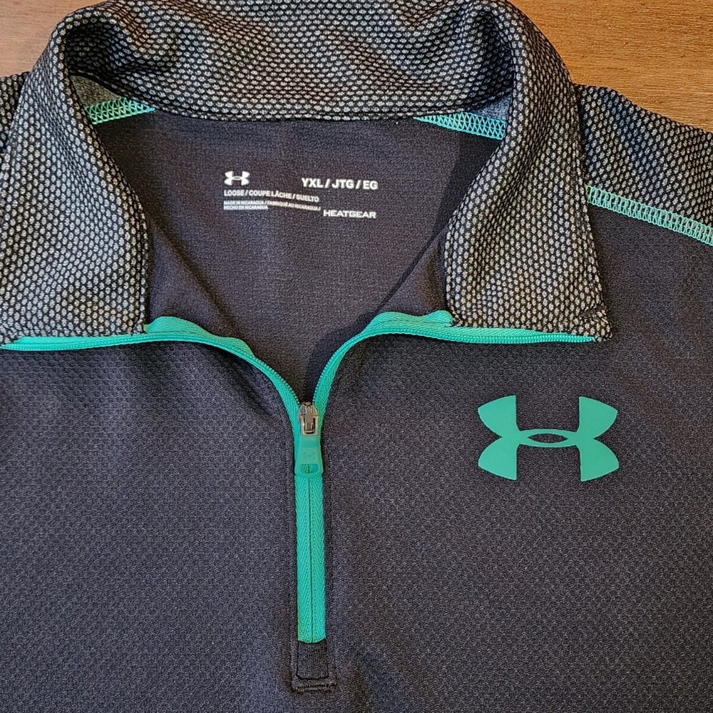 Under Armour Athletic 1/4 Zip Pullover UA Tech HeatGear Size Youth XL Black - Picture 3 of 8
